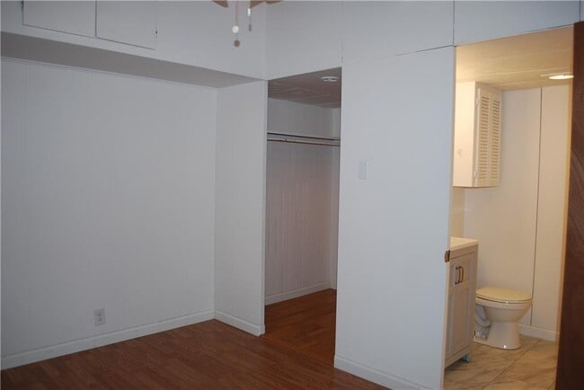 Building Photo - 5712 Woodrow Ave