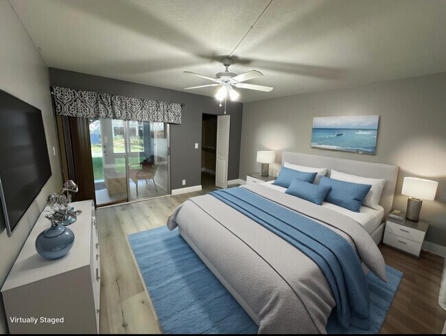 Building Photo - 2201 Lucaya Bend