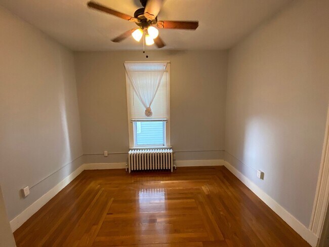 Building Photo - 51 Pearl St