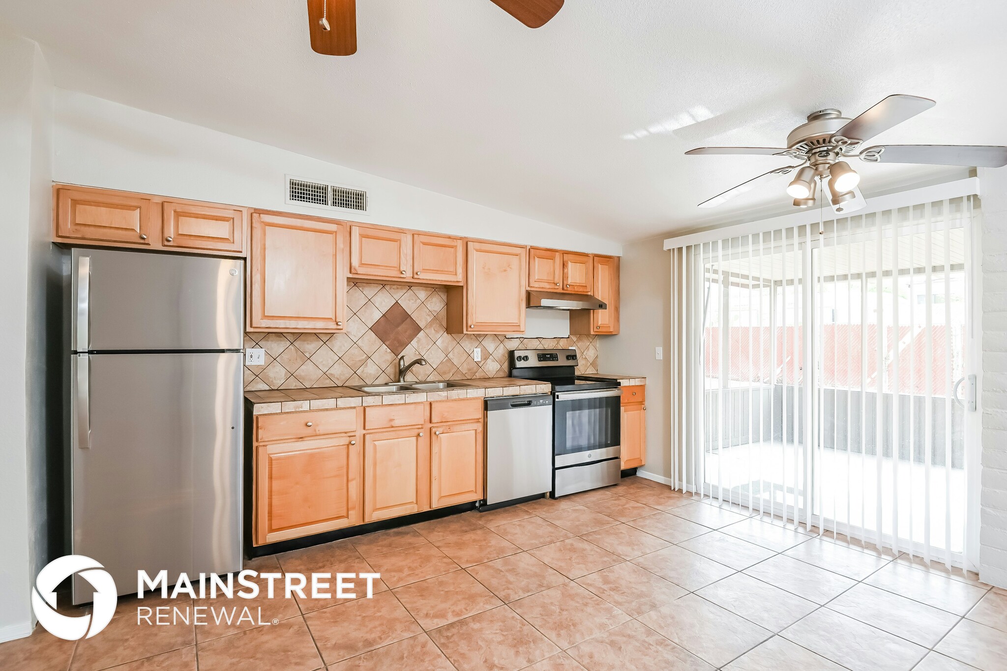 Building Photo - 3434 S Manitoba Ave