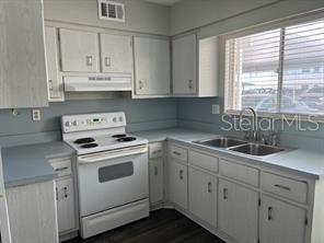 Building Photo - 335 Causeway N