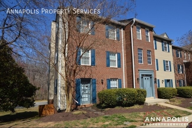 Building Photo - 1424 Greendale Ct