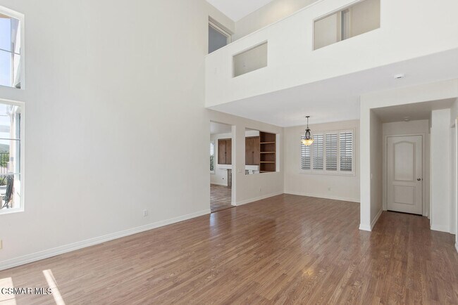 Building Photo - 3146 Foxtail Ct