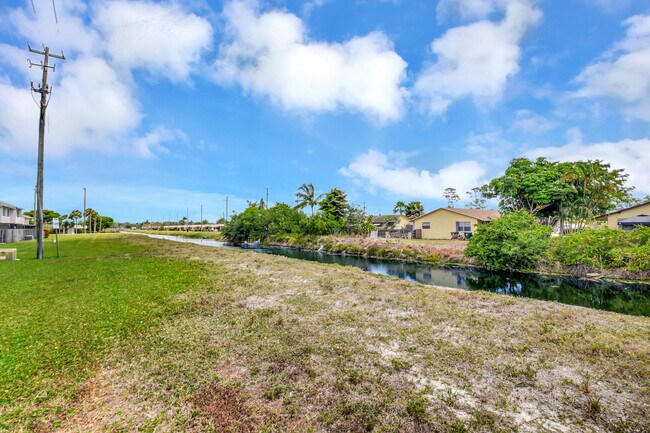 Building Photo - 1506 Wharf Ln