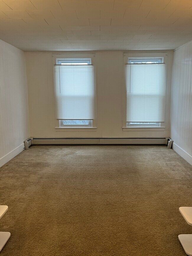 Building Photo - 2412 9th Ave