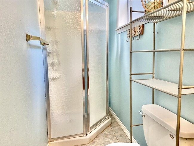 Building Photo - 7 Evesham Ln