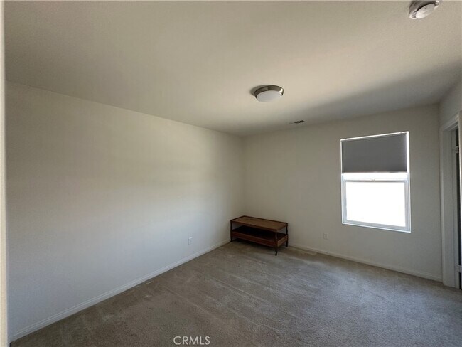 Building Photo - 15176 Sheridan Ct