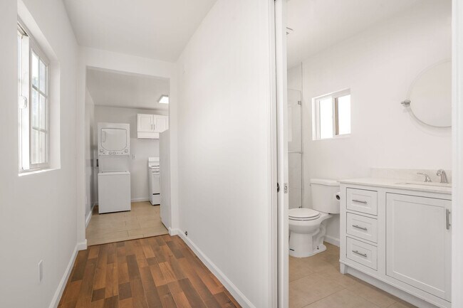 Building Photo - Acala Ave