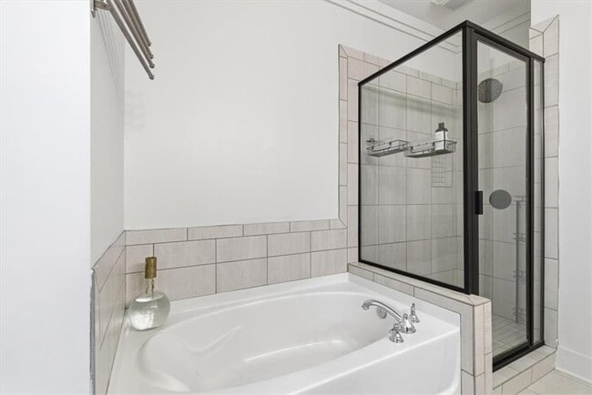 Building Photo - 740 Liberty Commons Dr NW