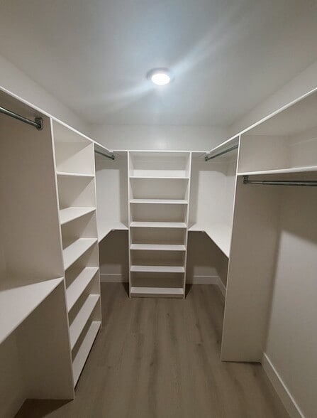 Building Photo - 266 S 1400 W