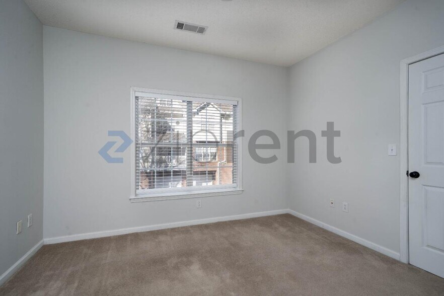 Building Photo - 603 Spring Heights Ln