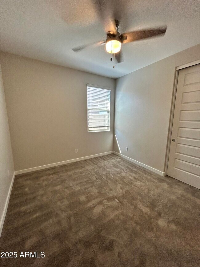 Building Photo - 6581 S Abbey Ln