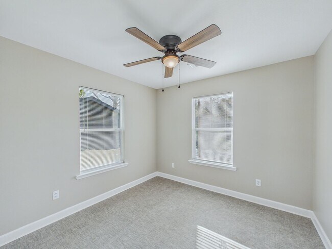 Building Photo - 4619 Foster St