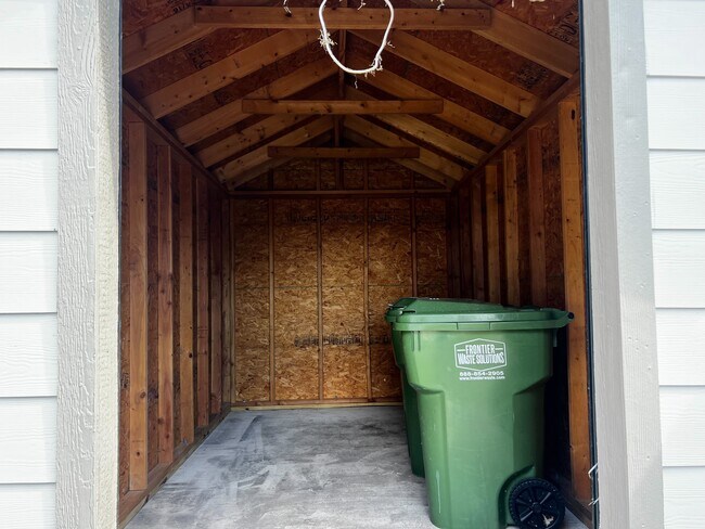 Building Photo - 709 N Collins Fwy