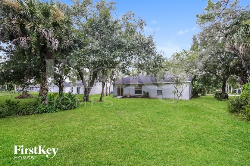 Building Photo - 415 Calhoun St