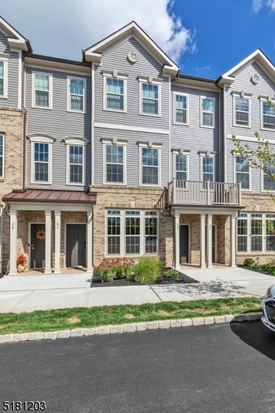 Building Photo - 1014 Station Rd