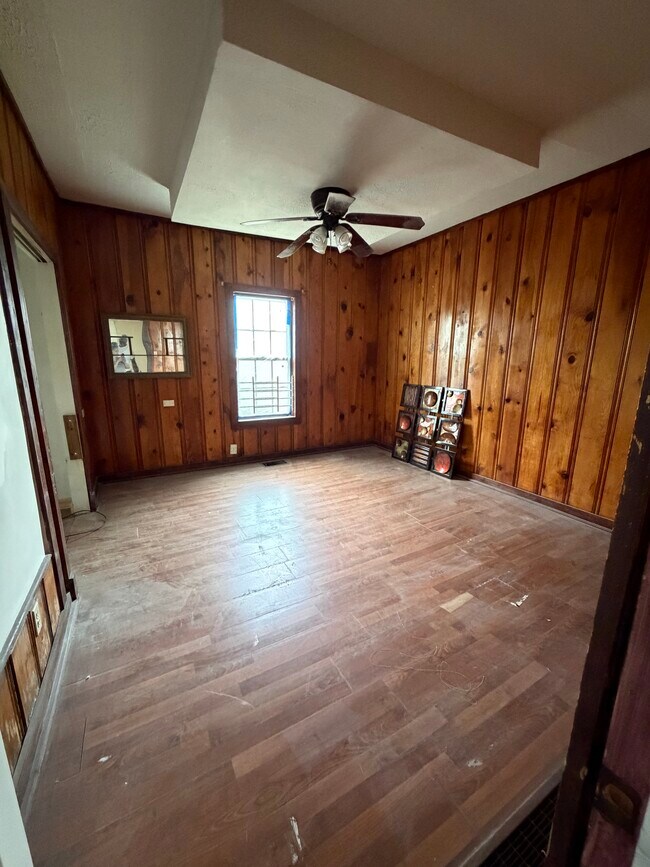 Building Photo - 2900 Dawson Ave SW