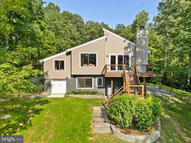 Building Photo - 39368 Longhill Ln