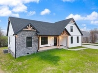 Building Photo - 7046 Arbor Meadow Way