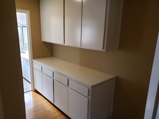 Building Photo - 43423 30th St W