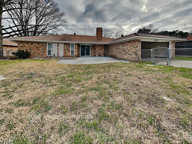 Building Photo - 2617 Natalie Dr