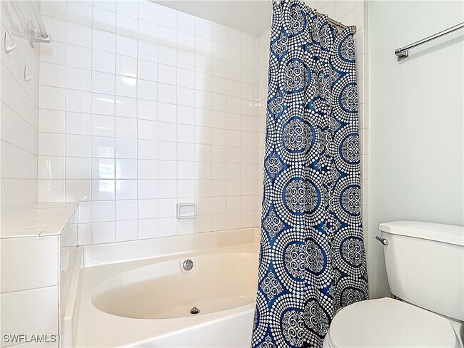 Building Photo - 1044 Woodshire Ln