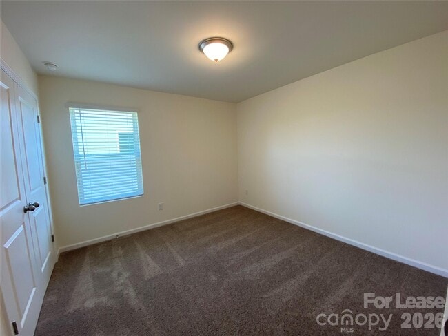 Building Photo - 1326 Harleston St