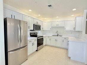 Building Photo - 9455 E Raintree Dr