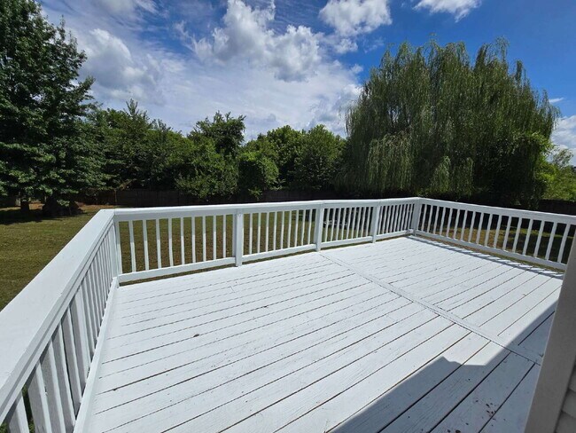 Building Photo - 3225 Veranda Cir