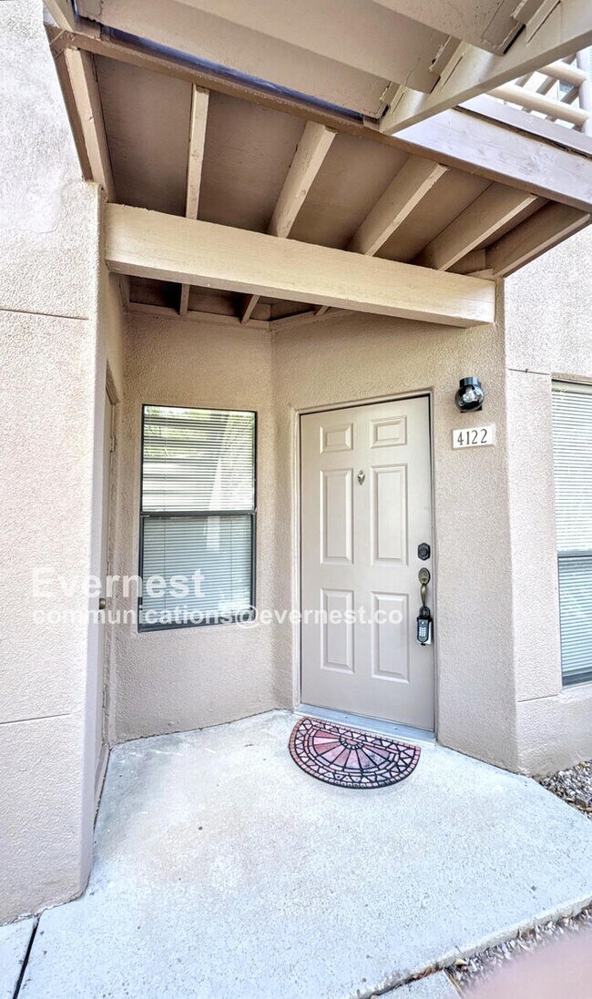 Building Photo - PROMO: $500 off first full month's rent + 250 admin fee waived! / 2 Bed & 2 Bath Condo with Carpo...