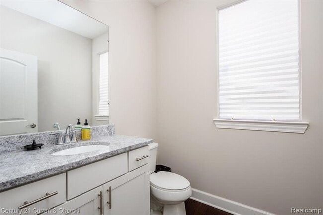 Building Photo - 47749 Fieldstone Dr