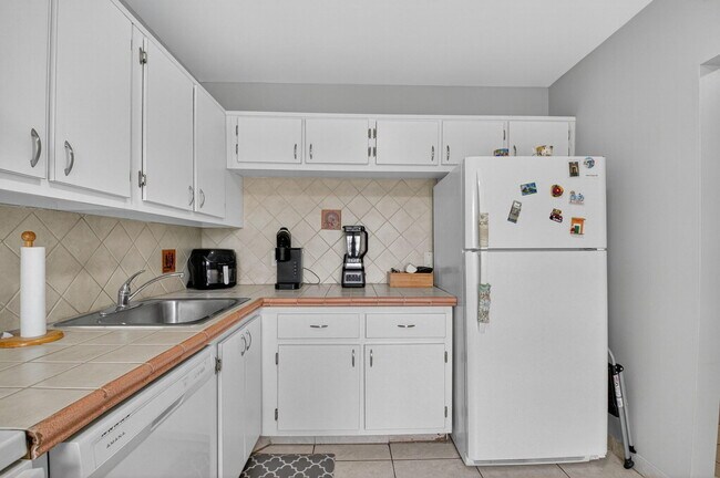 Building Photo - 21214 Lago Cir
