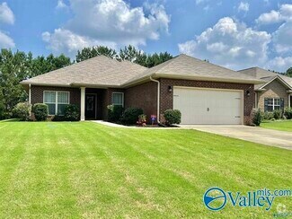 Building Photo - 140 Clydesdale Ln