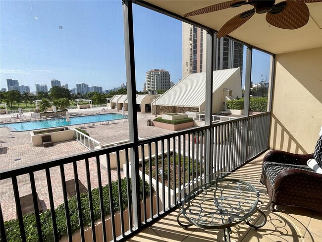 Building Photo - 20301 W Country Club Dr