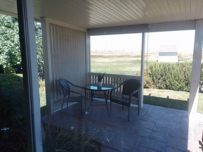 Building Photo - 377 Gold Hills Dr