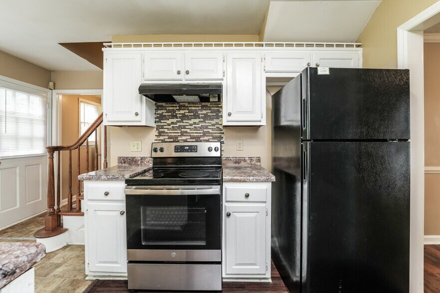 Building Photo - 3550 Spring Creek Cir