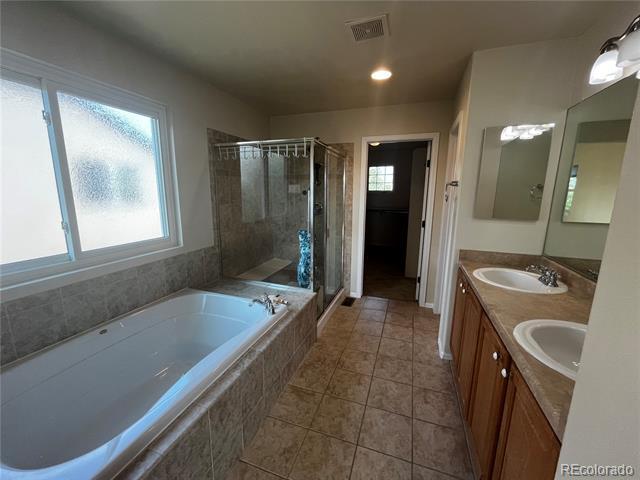 Building Photo - 8121 Raspberry Dr