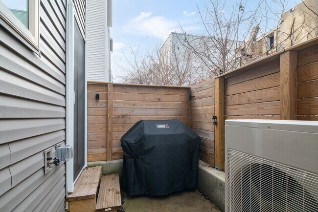 Building Photo - Four Bed Olde Kensington/Fishtown Home