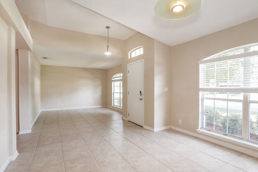 Building Photo - 12306 Bucks Harbor Dr S