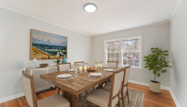 Building Photo - 388 Tall Oaks Dr NE