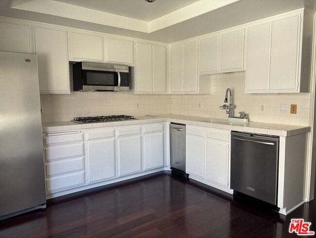 Building Photo - 4541 Alla Rd