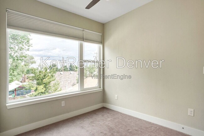 Building Photo - 3820 N Zenobia St