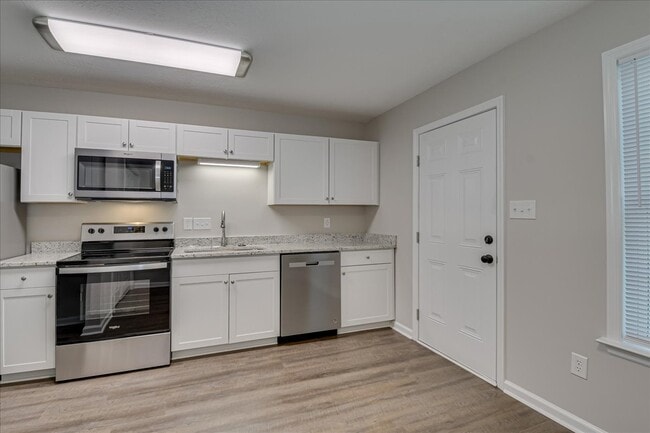 Building Photo - 1531 Abby Way