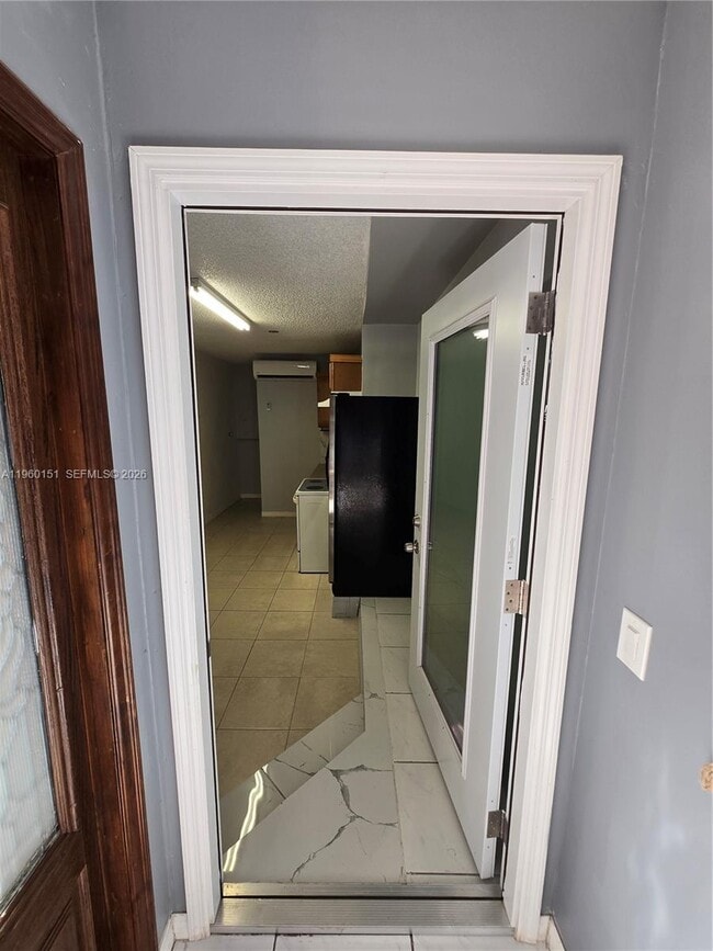 Building Photo - 16650 SW 141st Ct