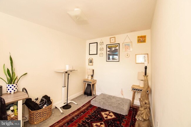 Building Photo - 811 N Judson St