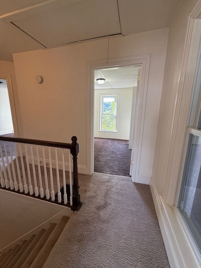 Building Photo - 3 Bed 1 Bath in Cannonsburg
