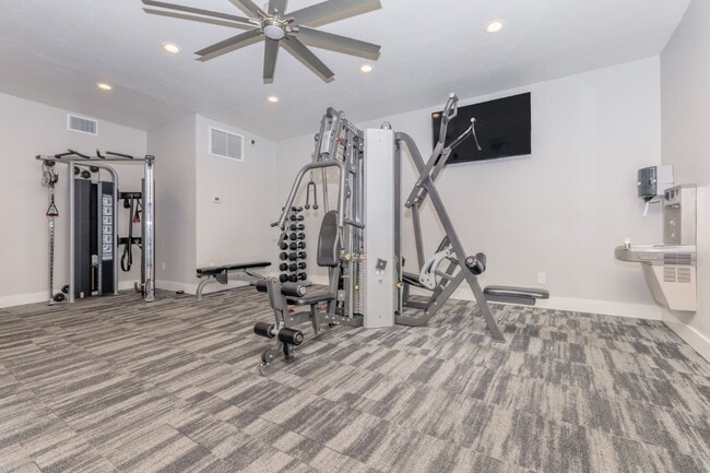 Building Photo - Fox Point Apartments