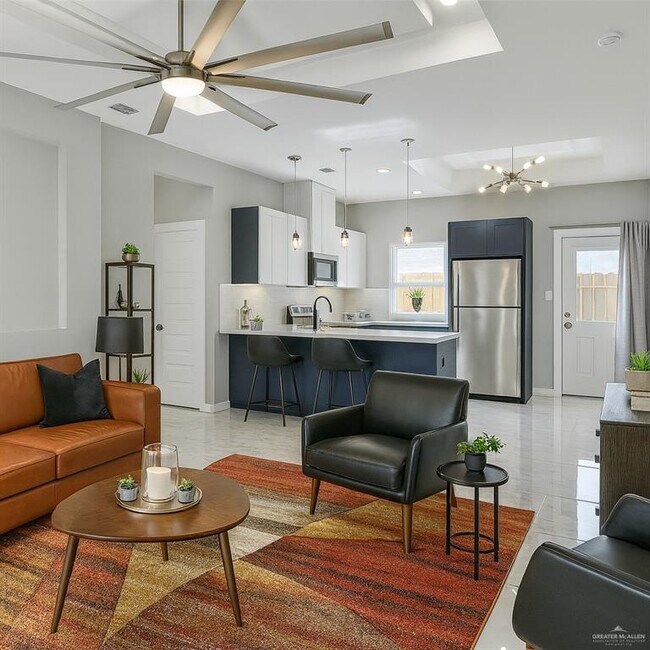 Building Photo - 11 East St