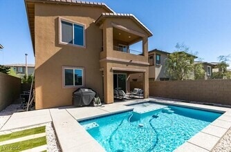 Building Photo - 713 Foreign Reef Wy