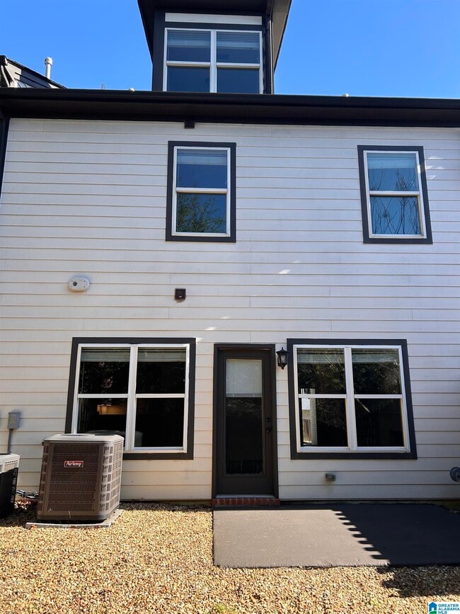 Building Photo - 4159 Lennox Wy